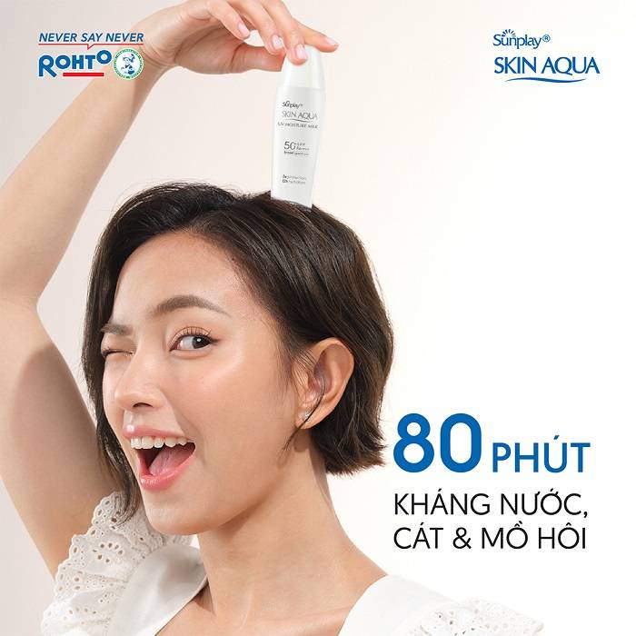 sua-chong-nang-duong-da-giu-am-sunplay-skin-aqua-uv-spf50-pa