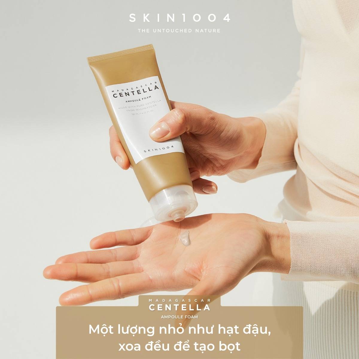 sua-rua-mat-skin1004-madagascar-centella-ampoule-foam-duong-am-va-lam-sach-da-125ml